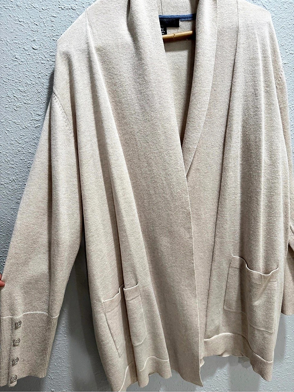 Knitched Wit Open Front Cardigan Size Large Like New